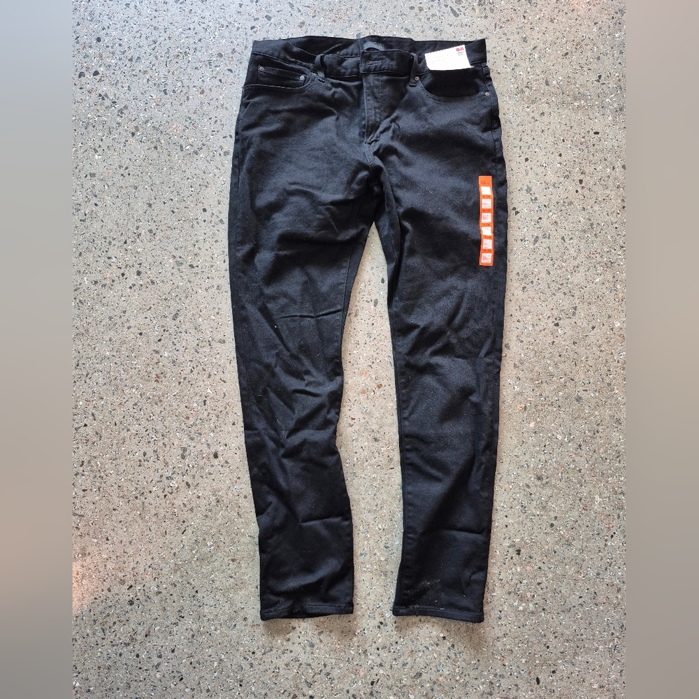 Uniqlo Men's Slim Jeans - Black